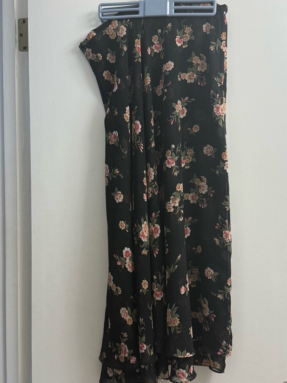 Vintage Express Floral Long Skirt M